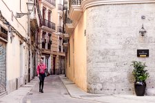 La mujer de rojo.jpg