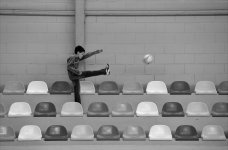 Niño con balón .jpg