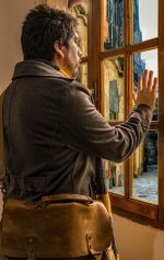 la ventana y el reloj-1.jpg